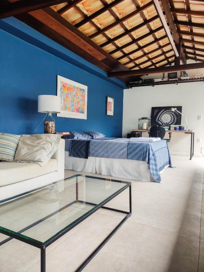 Casa Azul Hibisco - Geriba Hospedagem domiciliar